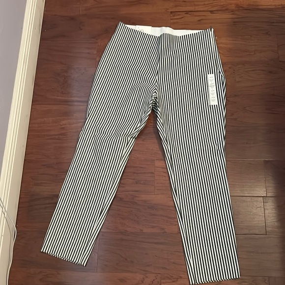 A new day striped pants - Picture 1 of 6